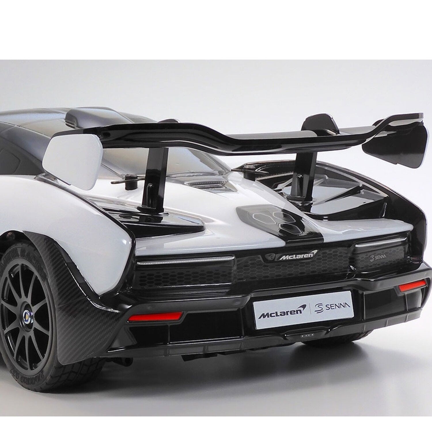 Tamiya — RC McLaren Senna TT-02 Chassis — Kit di Montaggio 1/10