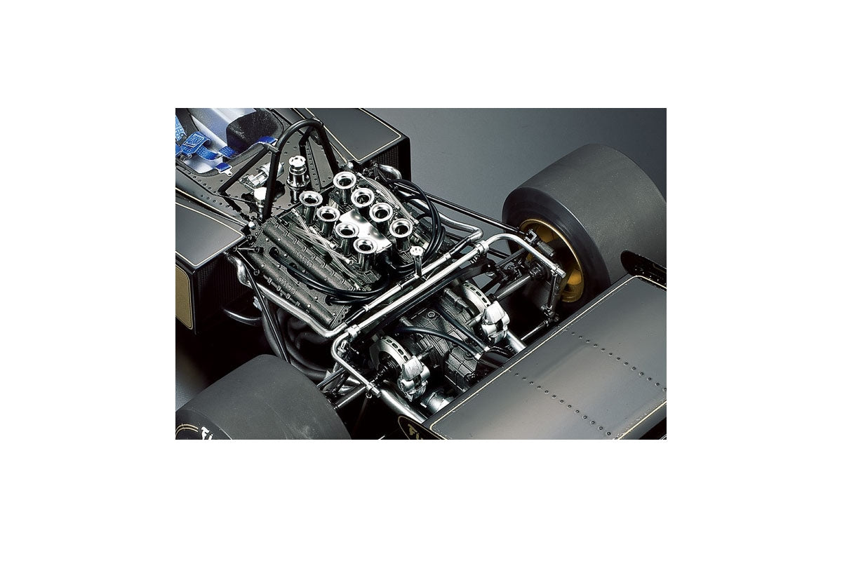 Tamiya 12046 Team Lotus Type 72D 1972 Model Kit in scala 1:12