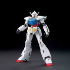 Model kit Bandai 1/144 HGUC WD-M01 Turn A Gundam in posa su sfondo nero.