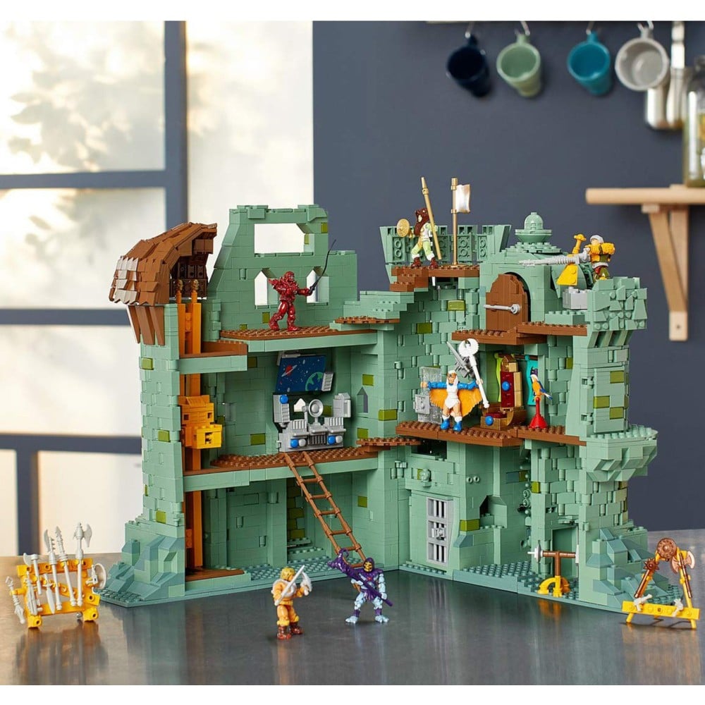 Set costruzioni MEGA Masters of the Universe Castello di Grayskull con action figure e accessori dettagliati.